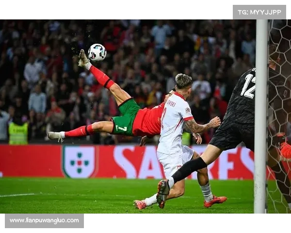 理查利森倒钩破门泪洒赛场 终结14场进球荒收获久违胜利